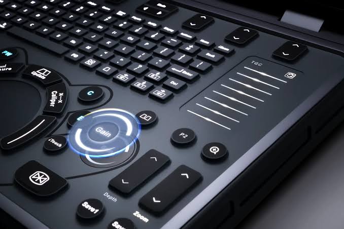 vetus e3 teclado.jpeg